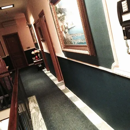 Runa 3* Mugnano di Napoli